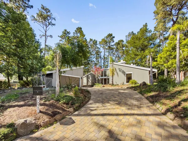 $1,998,000 | Pine Meadows Way, Pebble Beach, CA 93953