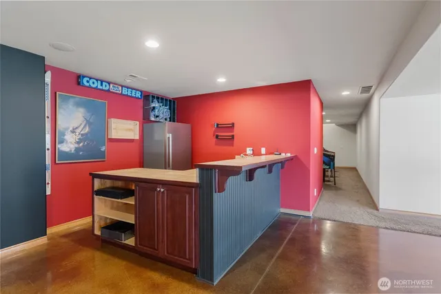 $999,900 | 972 Highline Drive, East Wenatchee, WA 98802