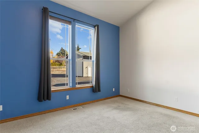 $999,900 | 972 Highline Drive, East Wenatchee, WA 98802