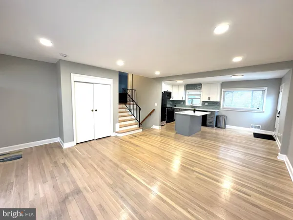 $3,700 | 4617 Adrian Street, Rockville, MD 20853