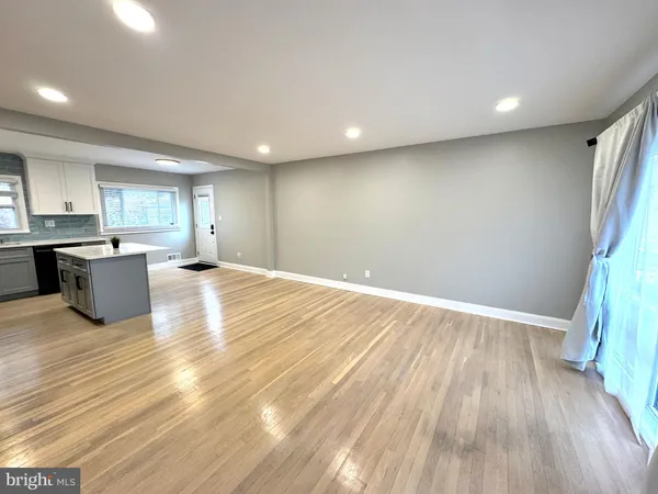 $3,700 | 4617 Adrian Street, Rockville, MD 20853