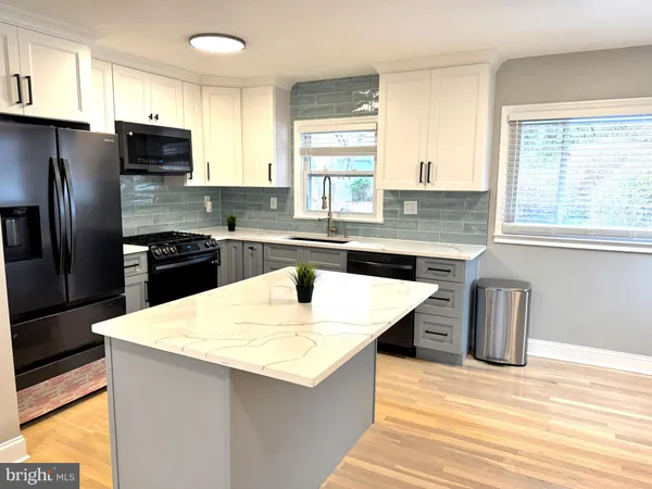 $3,700 | 4617 Adrian Street, Rockville, MD 20853