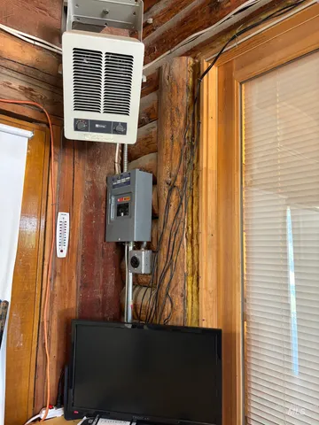 $525,000 | 1155 East Victory Road, Boise, ID 83706