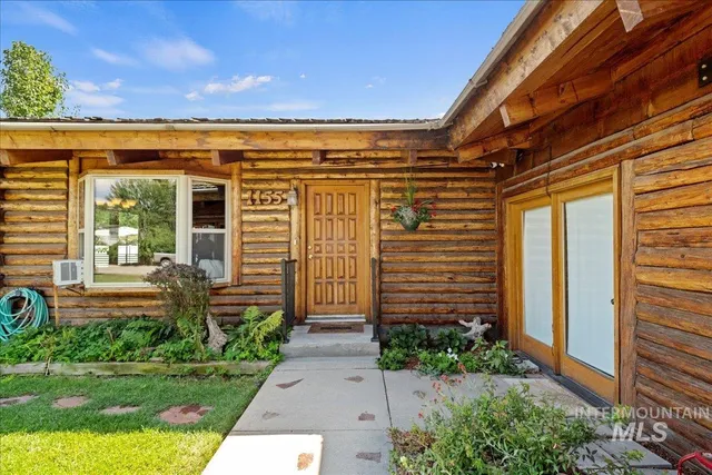 $525,000 | 1155 East Victory Road, Boise, ID 83706