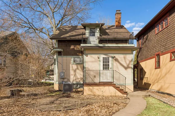 $400,000 | 29 Oliver Avenue South, Minneapolis, MN 55405