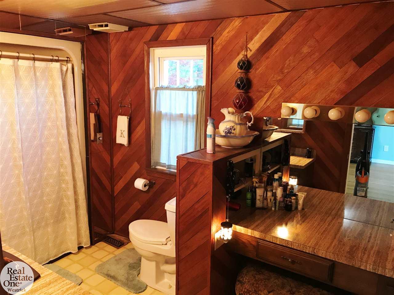 5149 Springborn Road East China, MI 48054 - Photo 8 of 19
