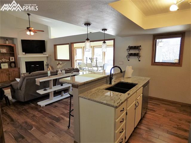 2435 Ramsgate Terrace Colorado Springs, CO 80919 - Photo 9 of 31 Gallery Image 9
