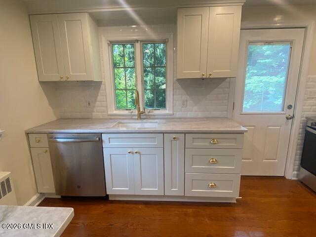 45 Thorn Hill Road Riverside, CT 06878 - Photo 7 of 30 45 th new kitchen 4