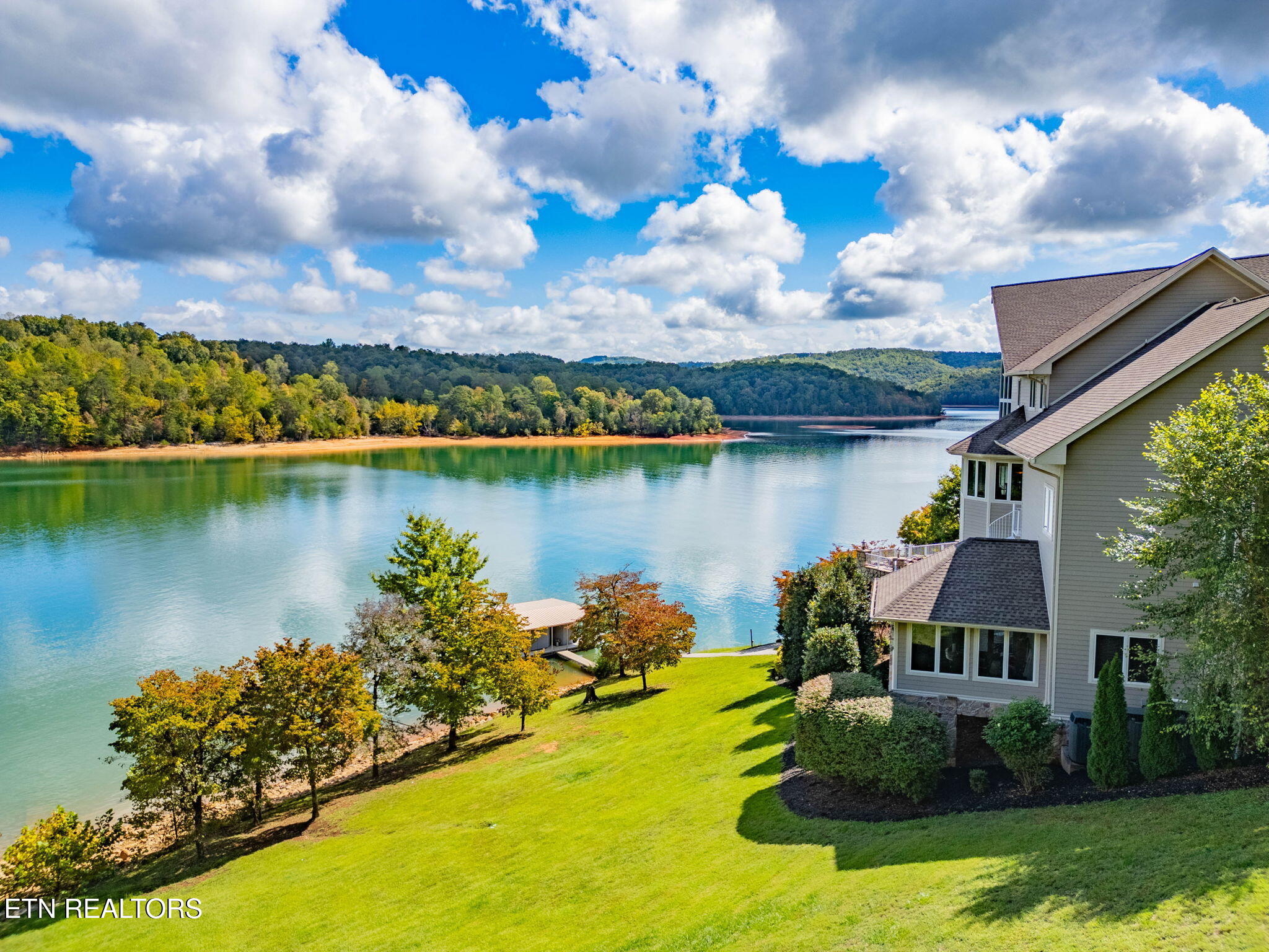 643 Crown Pointe Road La Follette, TN 37766 - Photo 4 of 60 9