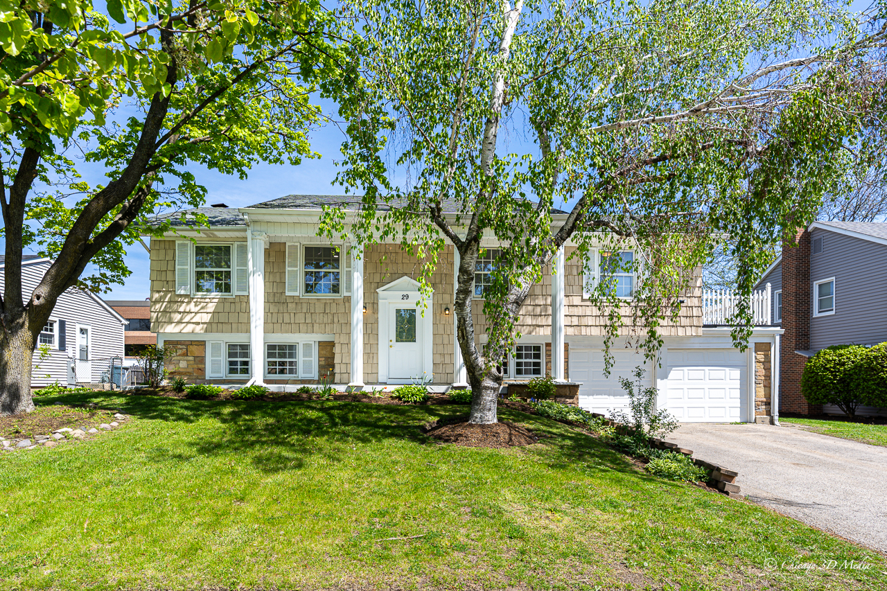 29 Timber Hill Road Buffalo Grove, IL 60089 - Photo 1 of 40
