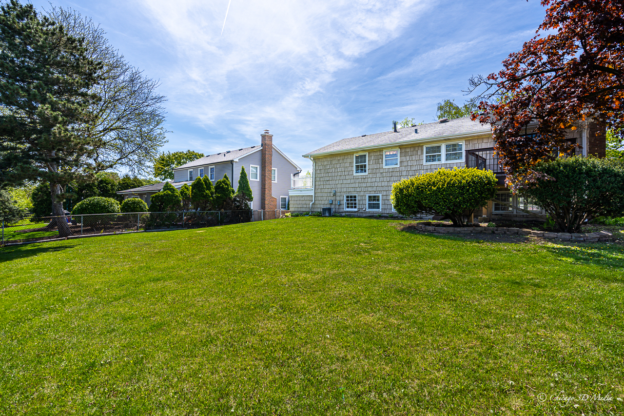 29 Timber Hill Road Buffalo Grove, IL 60089 - Photo 6 of 40