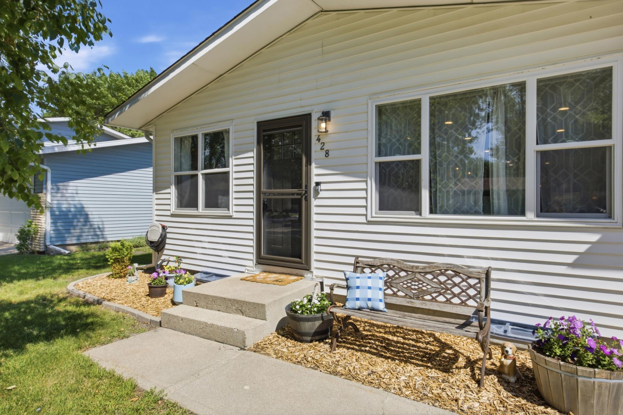428 Brook Avenue Moorhead, MN 56560 - Photo 3 of 28