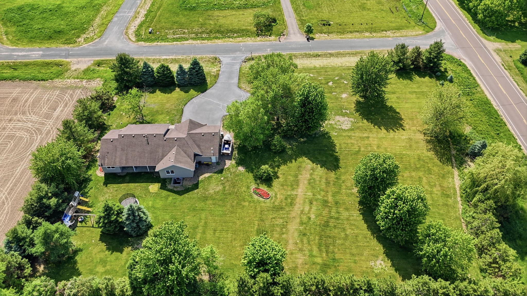 545 Kreuziger Road Roberts, WI 54023 - Photo 40 of 45