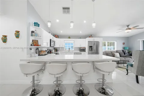 $635,000 | 531 Southwest 176th Avenue, Pembroke Pines, FL 33029
