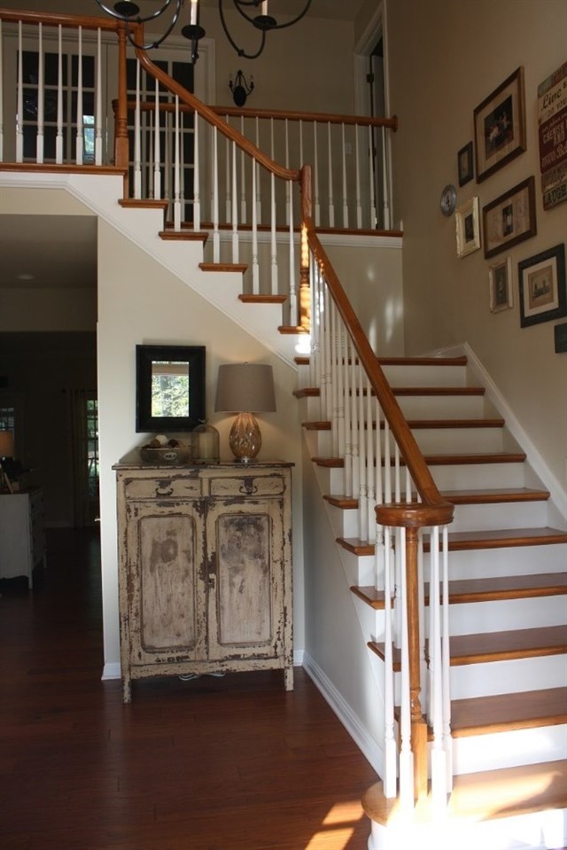 1130 Pine Gate Road Evansville, IN 47725 - Photo 2 of 15 Gallery Image 2