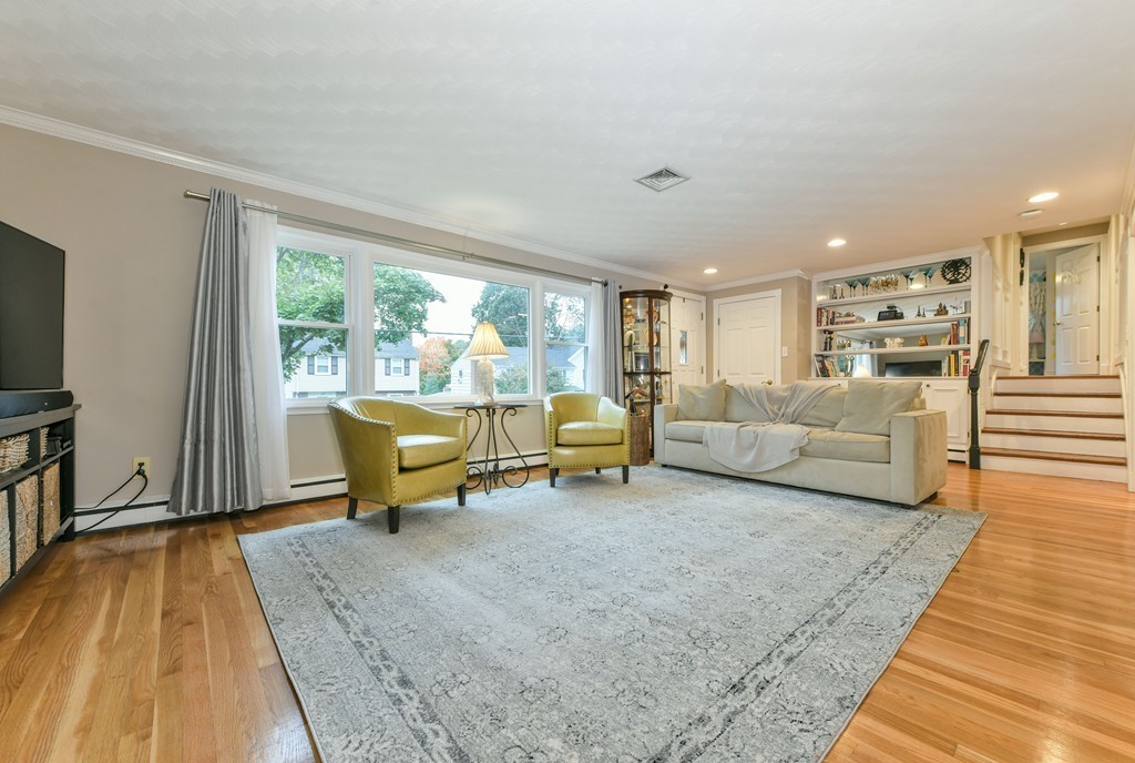 140 Governors Road Quincy, MA 02169 - Photo 4 of 25