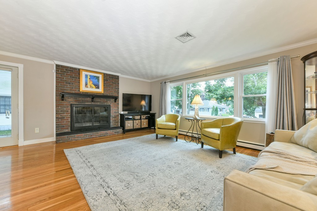 140 Governors Road Quincy, MA 02169 - Photo 5 of 25