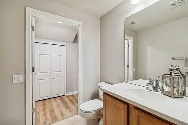 $399,000 | 822 Lantern Way, Unit 102, Clearwater, FL 33765