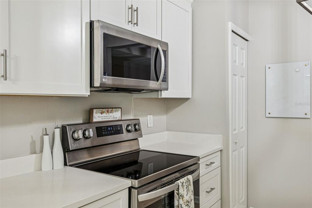 822 Lantern Way, Unit 102 Clearwater, FL 33765 - Photo 36 of 84