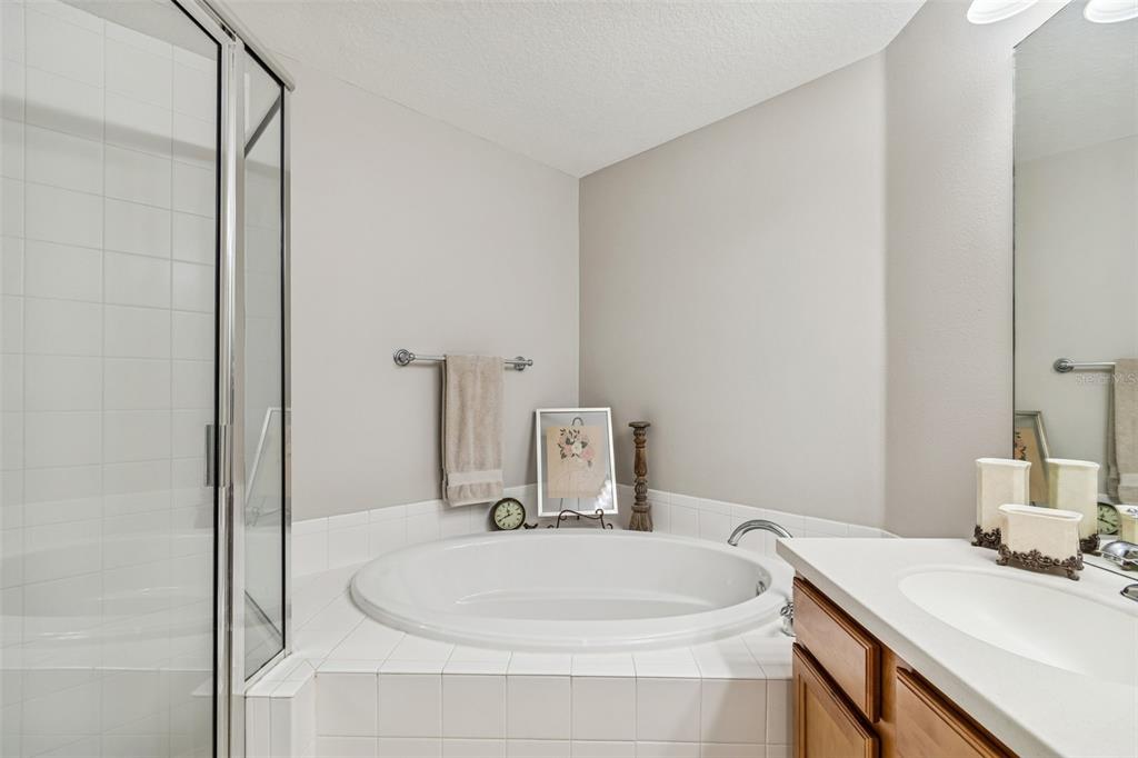 822 Lantern Way, Unit 102 Clearwater, FL 33765 - Photo 42 of 84