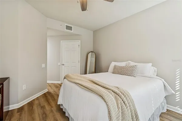 $399,000 | 822 Lantern Way, Unit 102, Clearwater, FL 33765