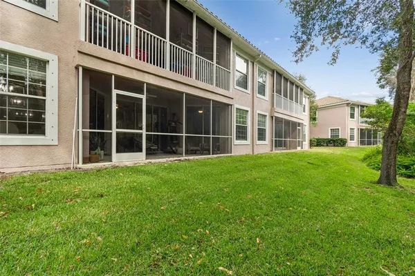 $399,000 | 822 Lantern Way, Unit 102, Clearwater, FL 33765