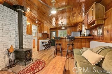 8 Oak Drive Mount Baldy, CA 91759 - Photo 15 of 26 a view of a dinning tables and chairs in a patio