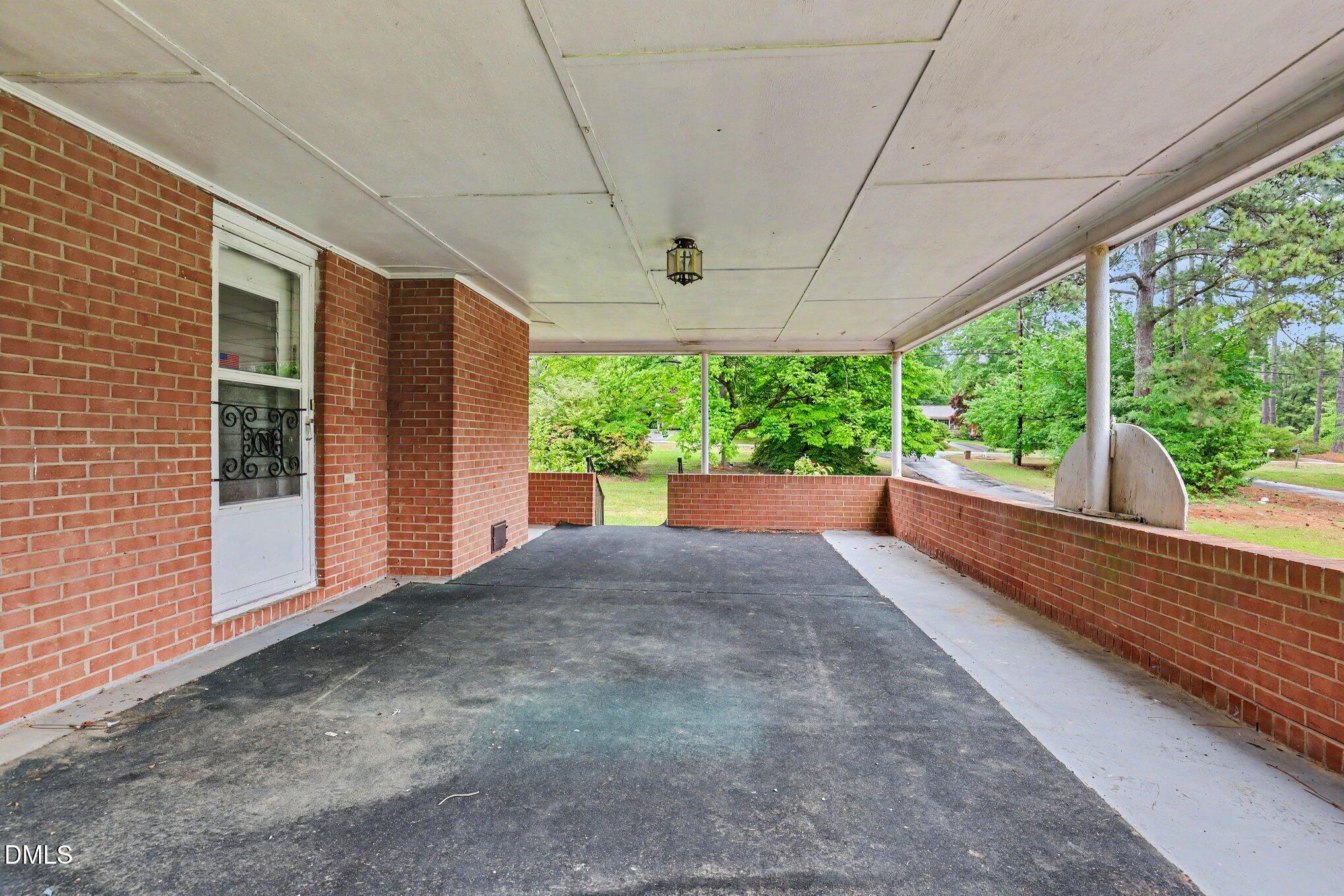 1813 Carbonton Road Sanford, NC 27330 - Photo 9 of 36 027_file_2705
