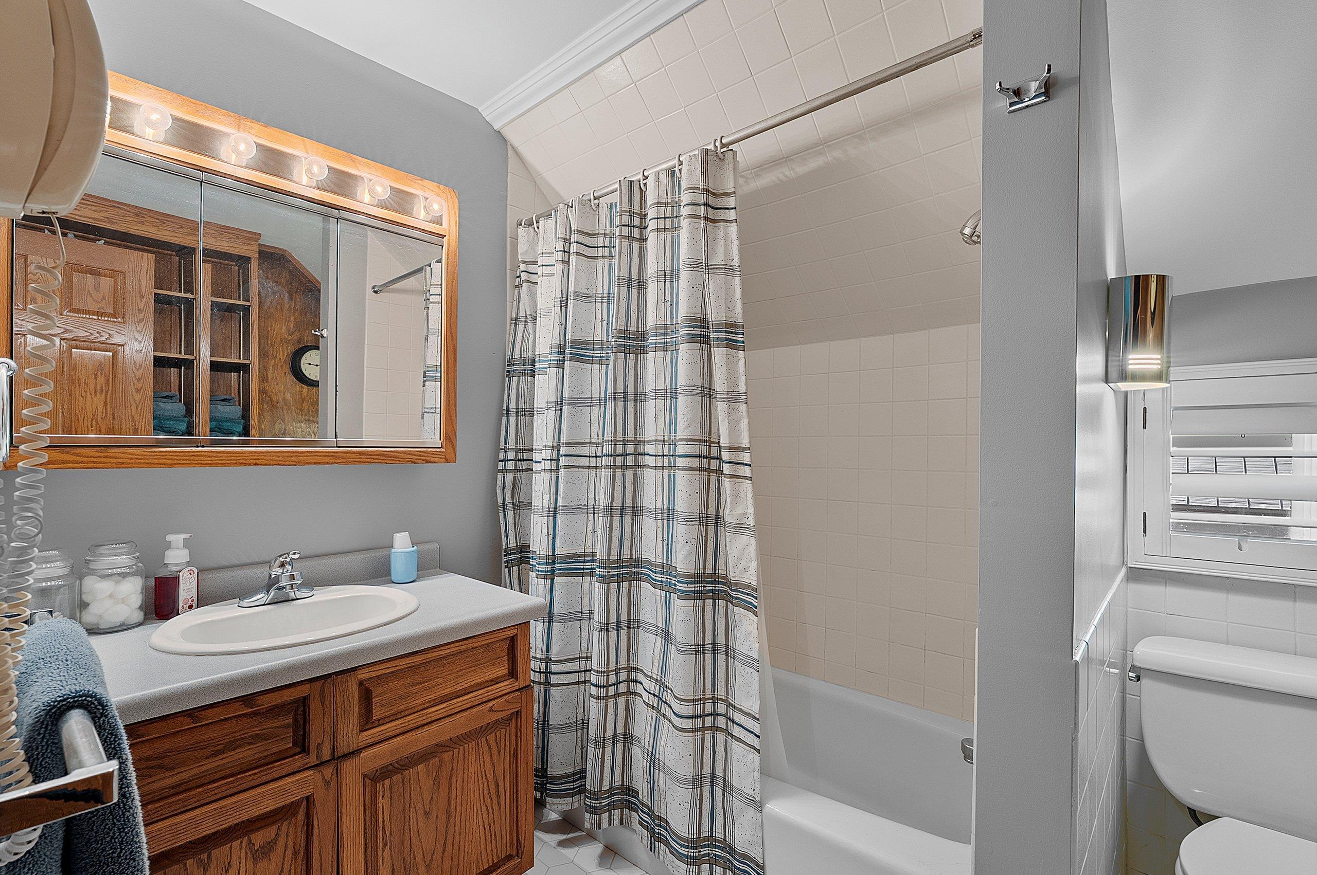 300 3rd Street Oconto, WI 54153 - Photo 36 of 56