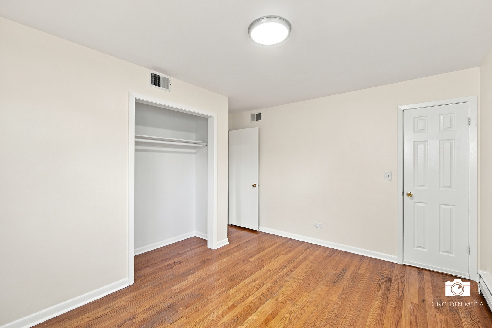 599 North Willow Road Elmhurst, IL 60126 - Photo 9 of 35 Gallery Image 9