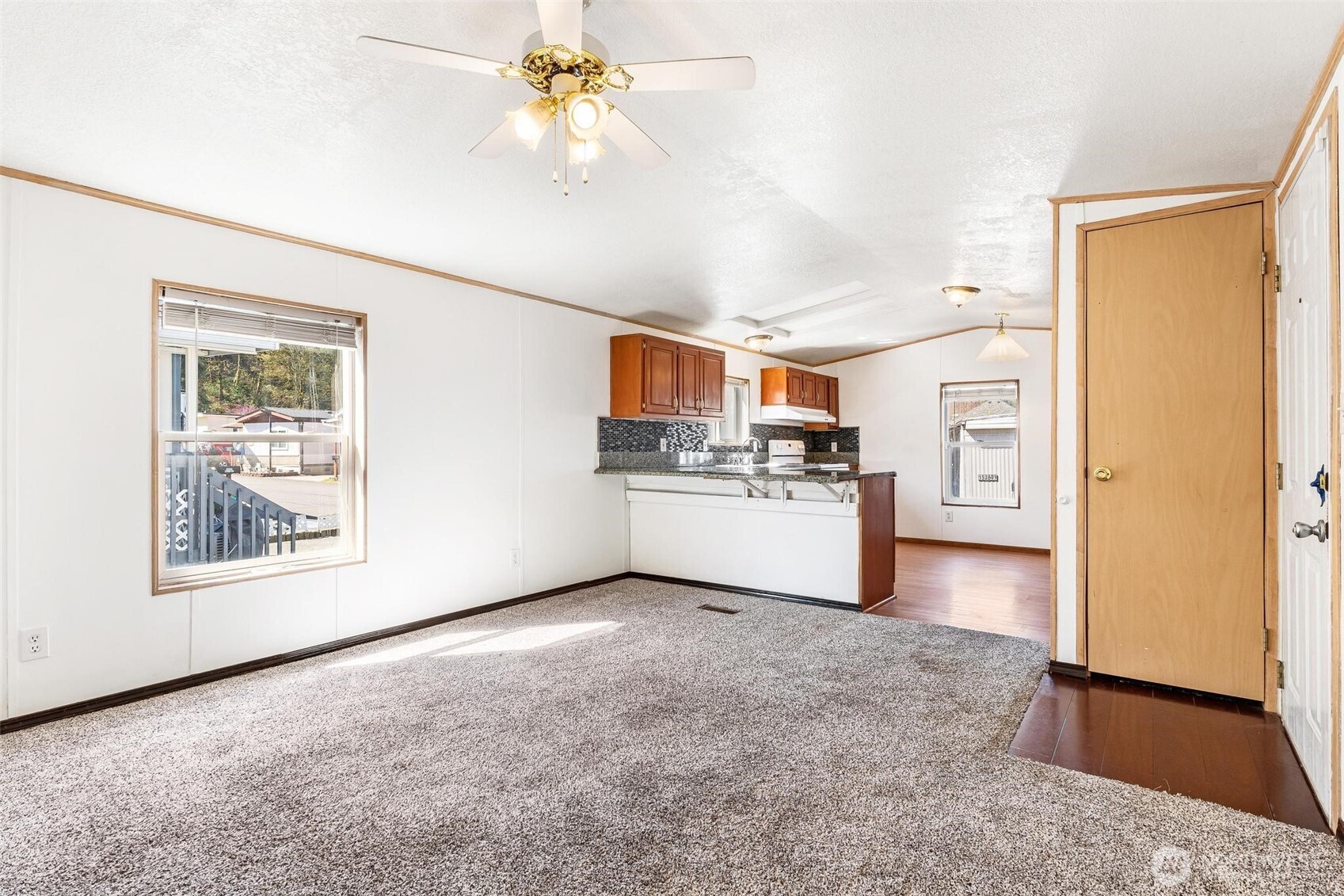 15268 Maple Drive, Unit M68 Renton, WA 98058 - Photo 2 of 33