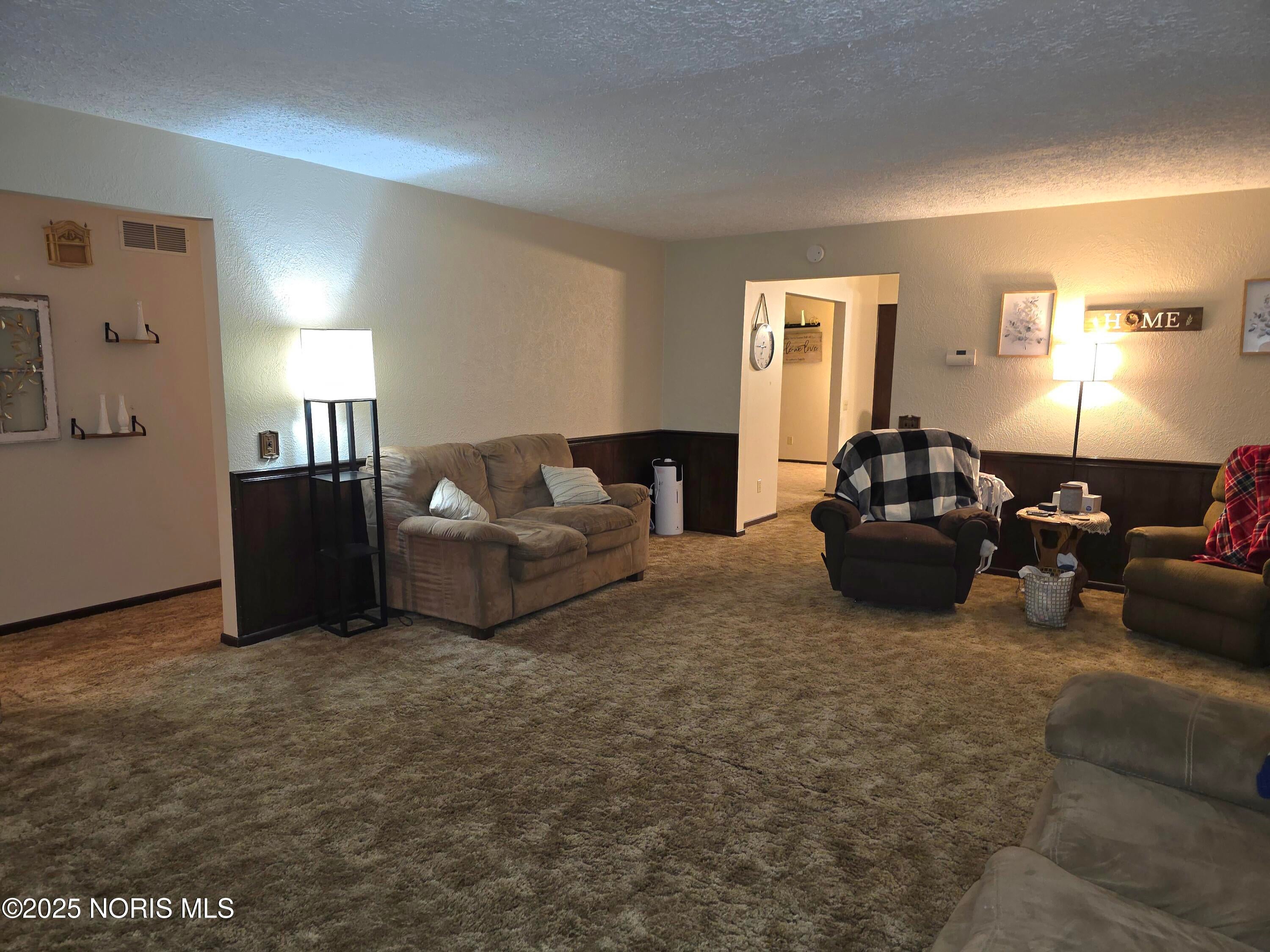 4629 State Rte 65 Leipsic, OH 45856 - Photo 8 of 37 Living Room