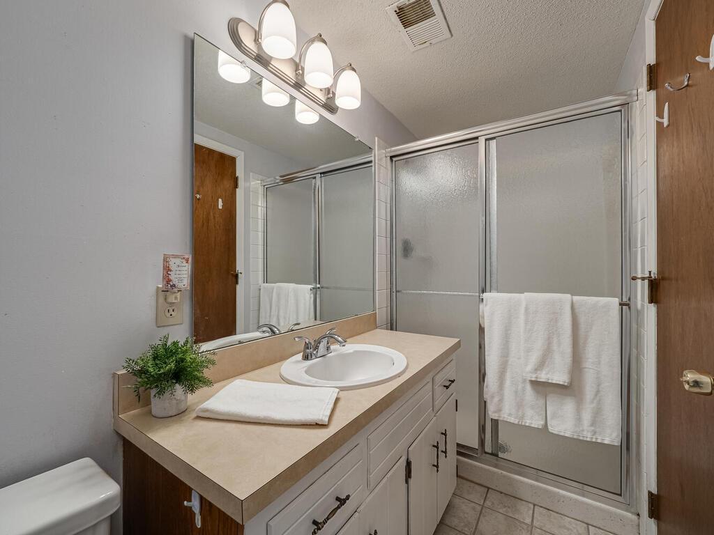 14686 Embry Path Apple Valley, MN 55124 - Photo 17 of 19 Gallery Image 17