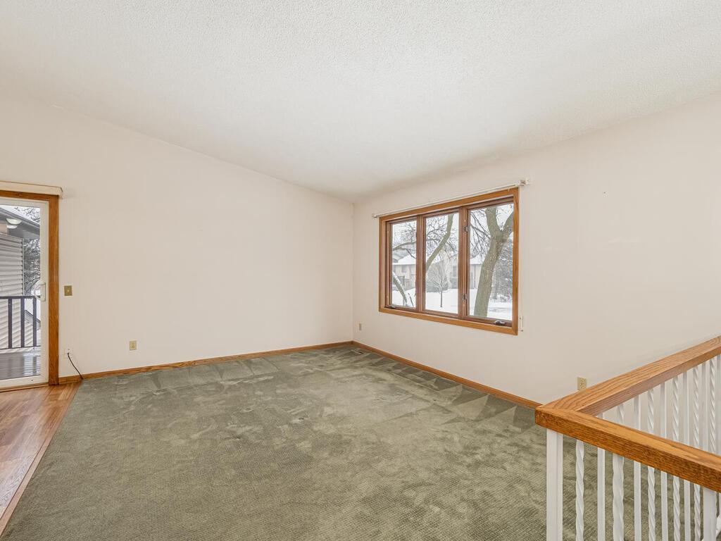 14686 Embry Path Apple Valley, MN 55124 - Photo 3 of 19 Gallery Image 3