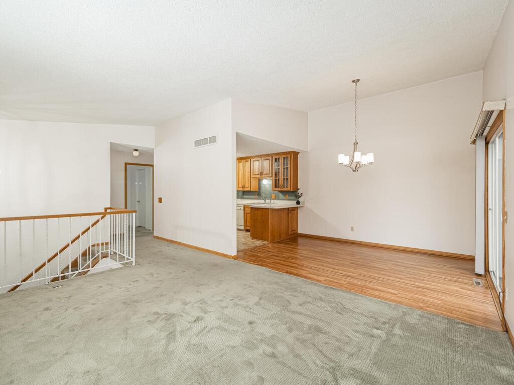 14686 Embry Path Apple Valley, MN 55124 - Photo 5 of 19 Gallery Image 5