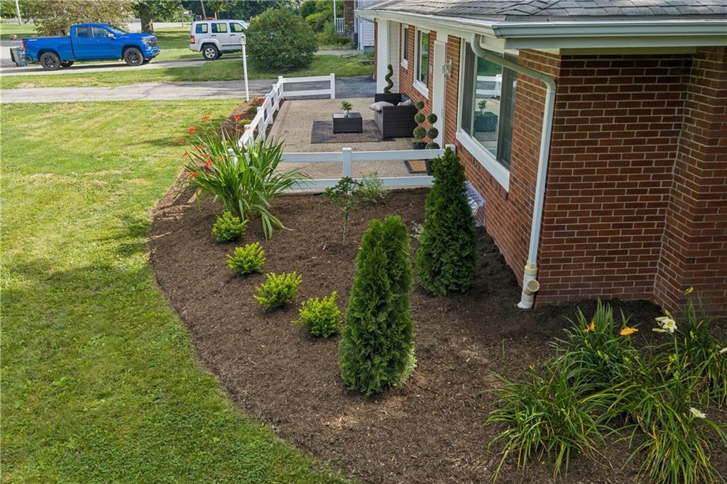 138 Rama Road Beaver Falls, PA 15010 - Photo 4 of 40