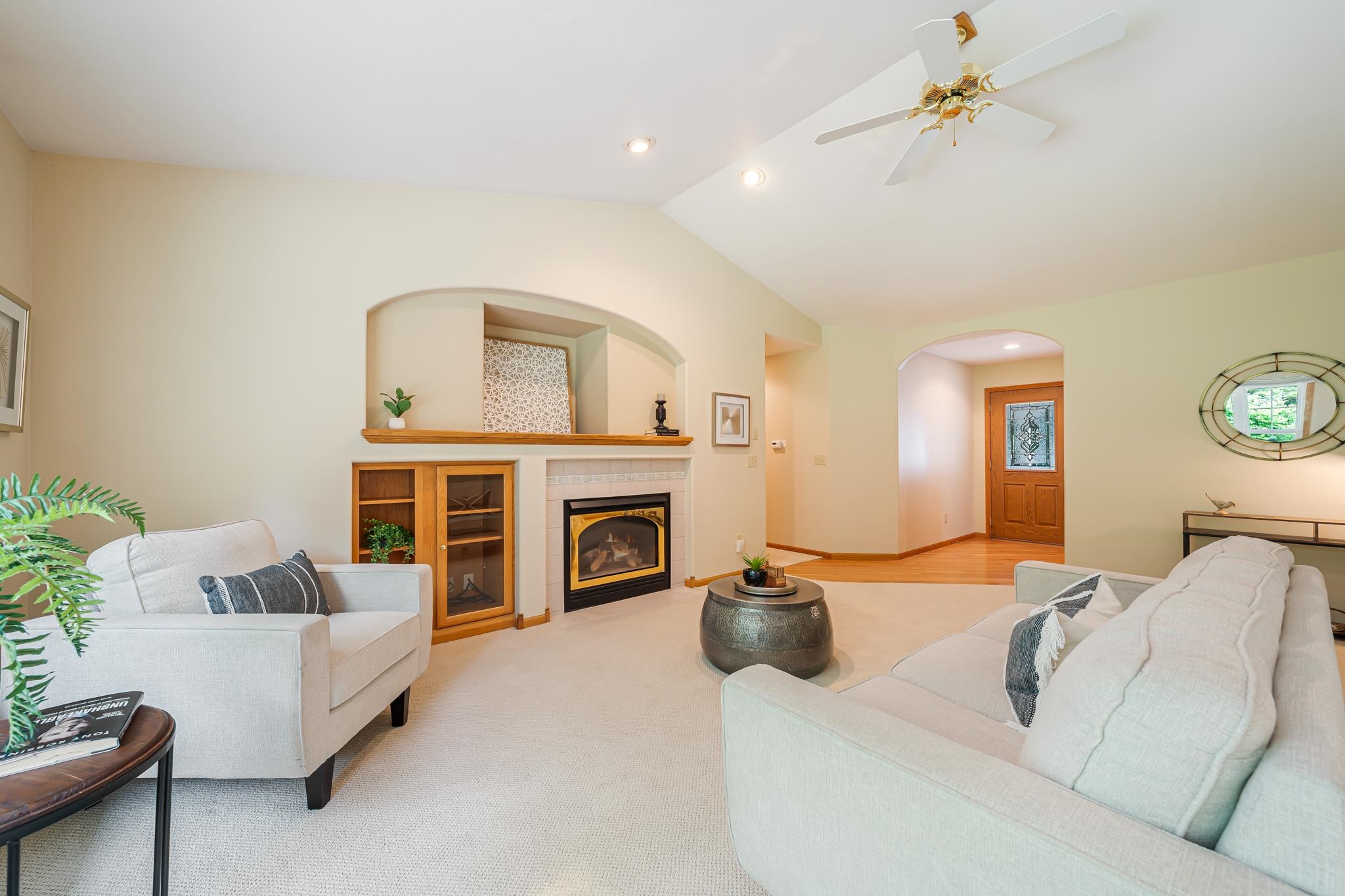 1424 East Keystone Lane Appleton, WI 54913 - Photo 15 of 50