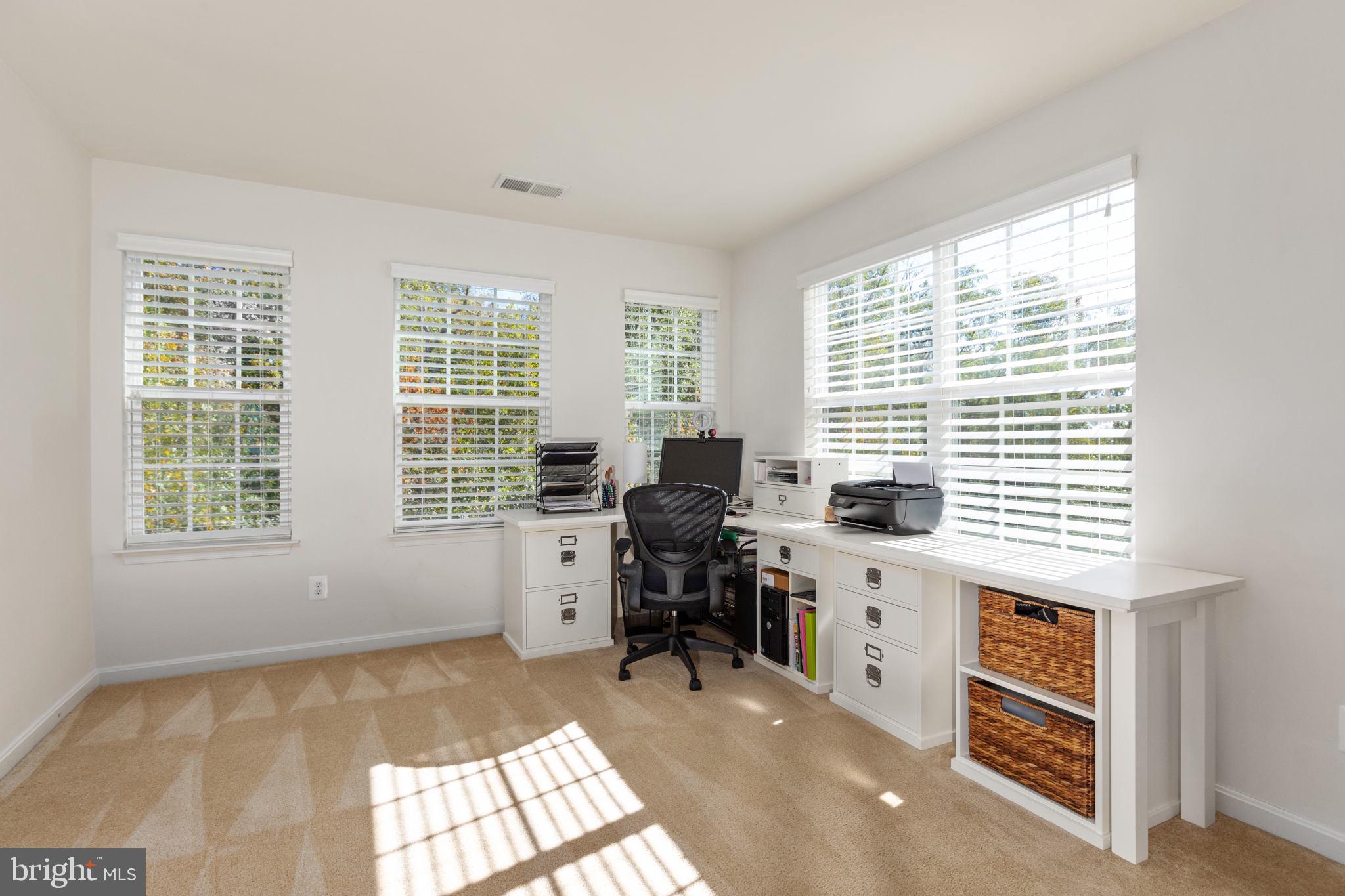 22644 Flowing Spring Square Brambleton, VA 20148 - Photo 19 of 47