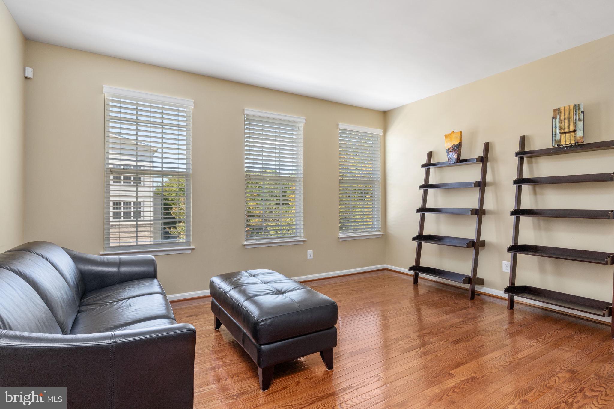 22644 Flowing Spring Square Brambleton, VA 20148 - Photo 3 of 47