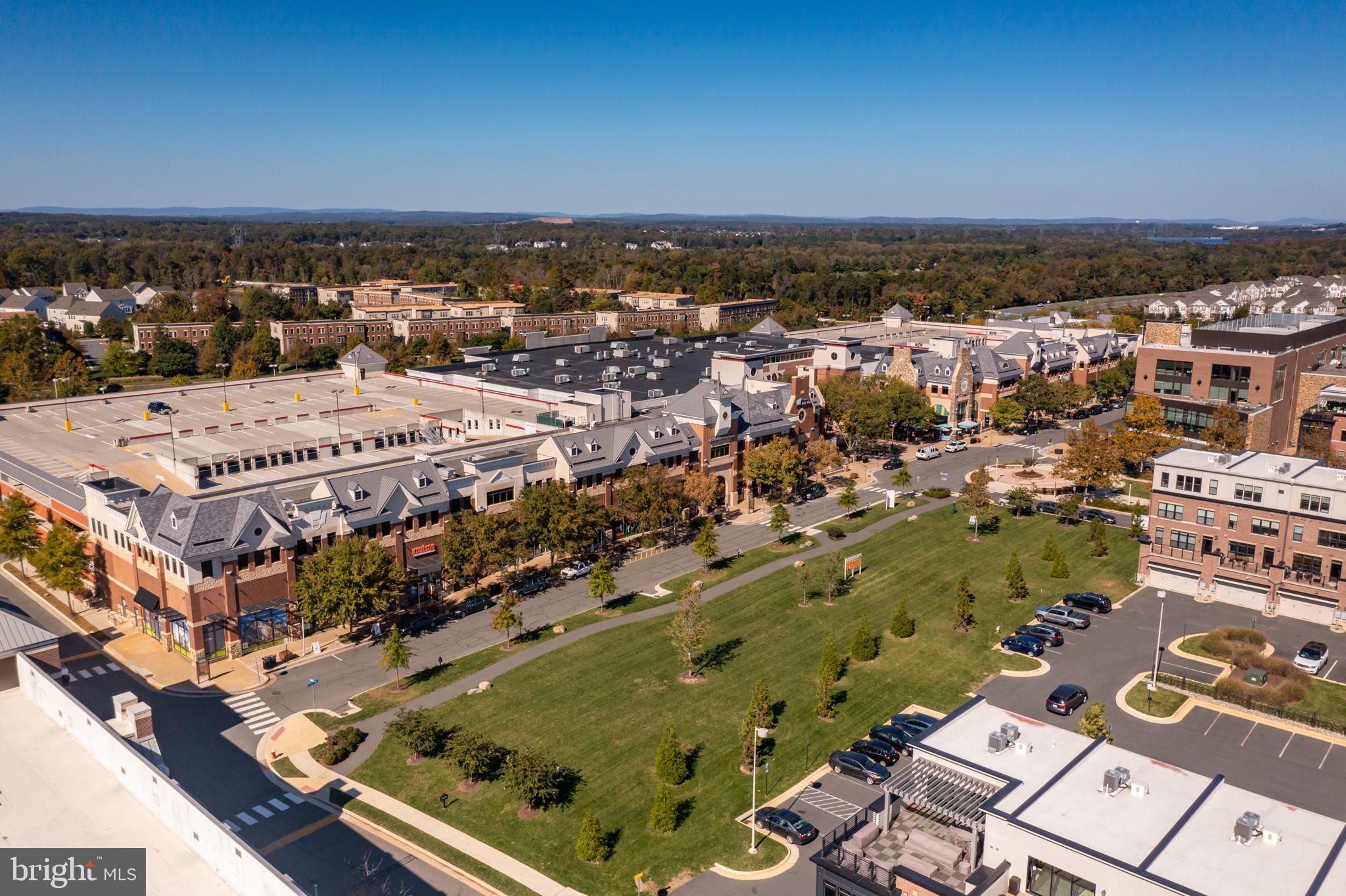 22644 Flowing Spring Square Brambleton, VA 20148 - Photo 34 of 47