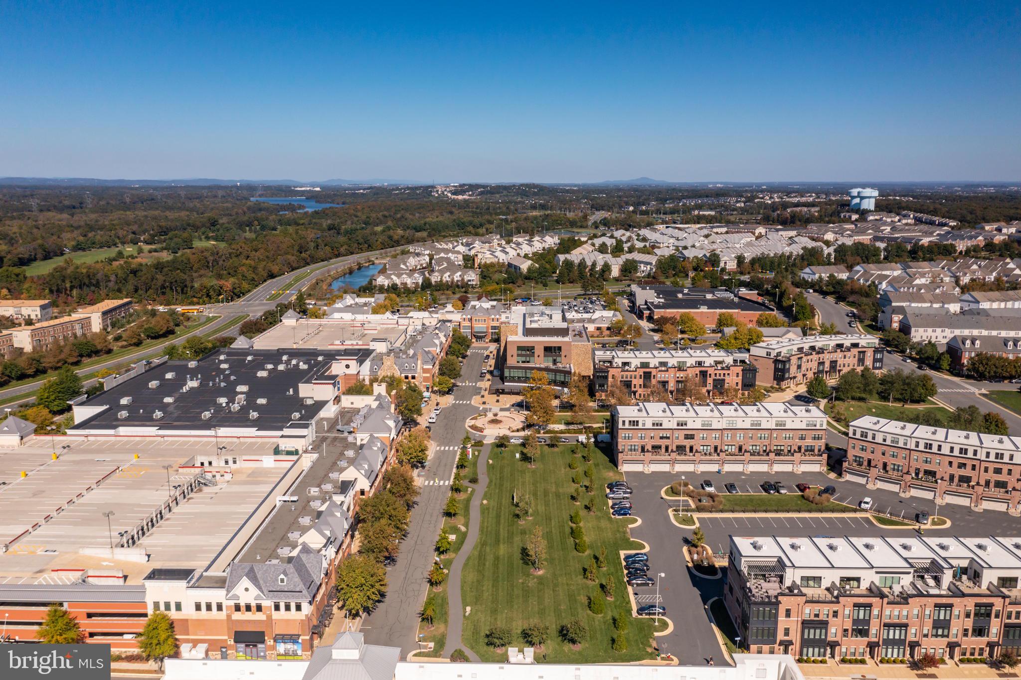22644 Flowing Spring Square Brambleton, VA 20148 - Photo 35 of 47