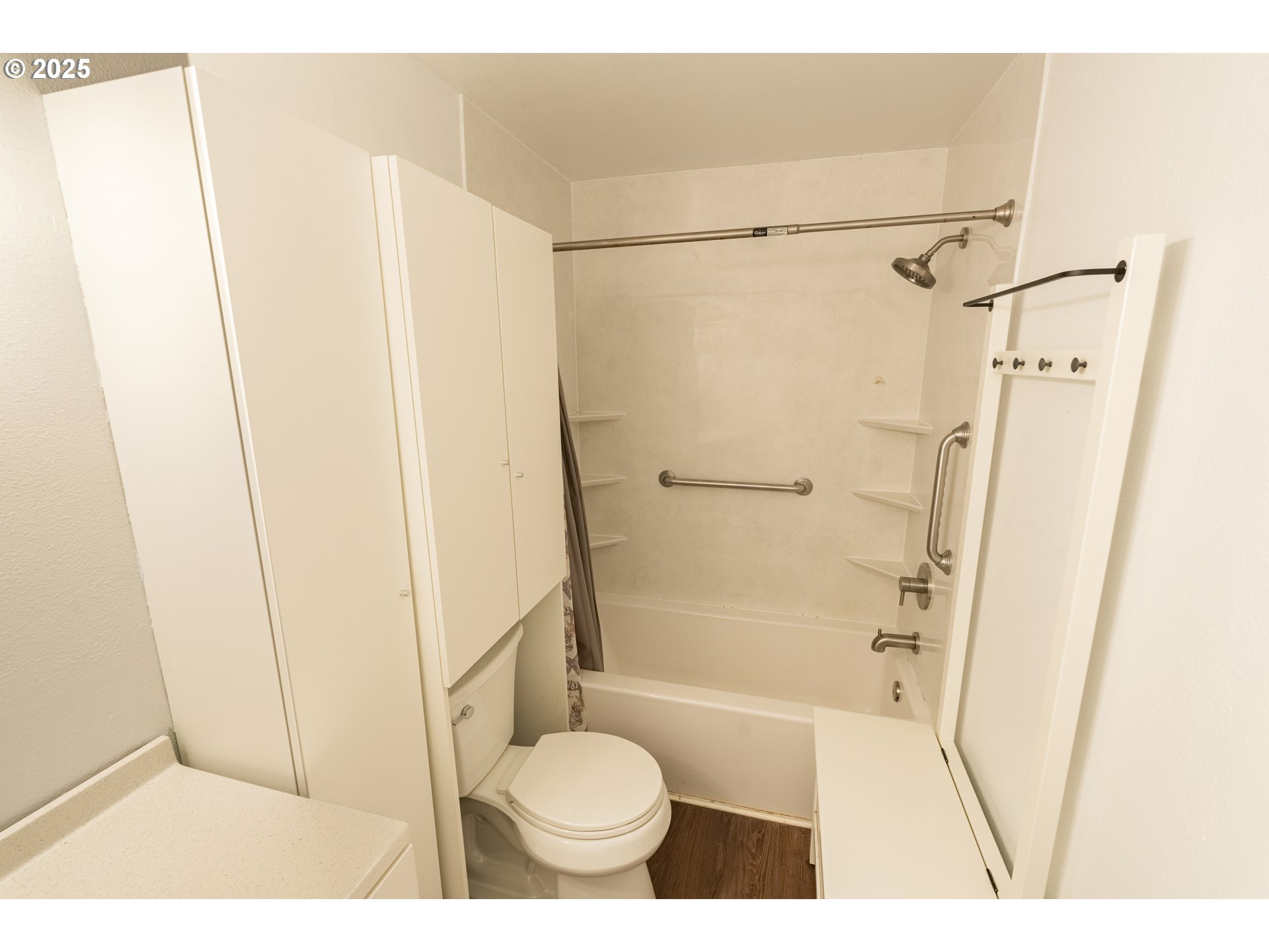 219 Northeast 18th Avenue Camas, WA 98607 - Photo 25 of 34 a bathroom with a shower and a toilet