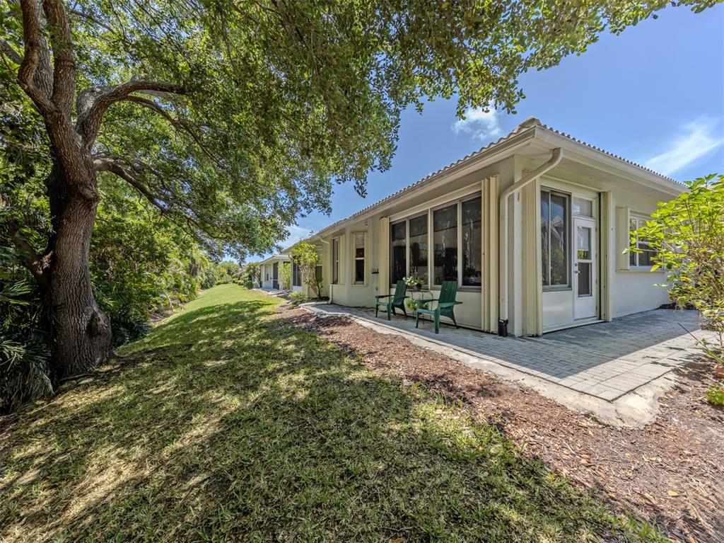 205 Reclinata Circle Venice, FL 34292 - Photo 33 of 62 a view of a house with backyard and garden