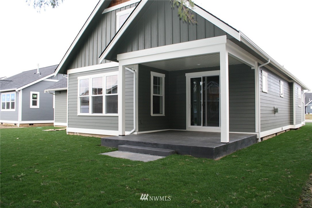 1954 Feather Drive Lynden, WA 98264 - Photo 2 of 25