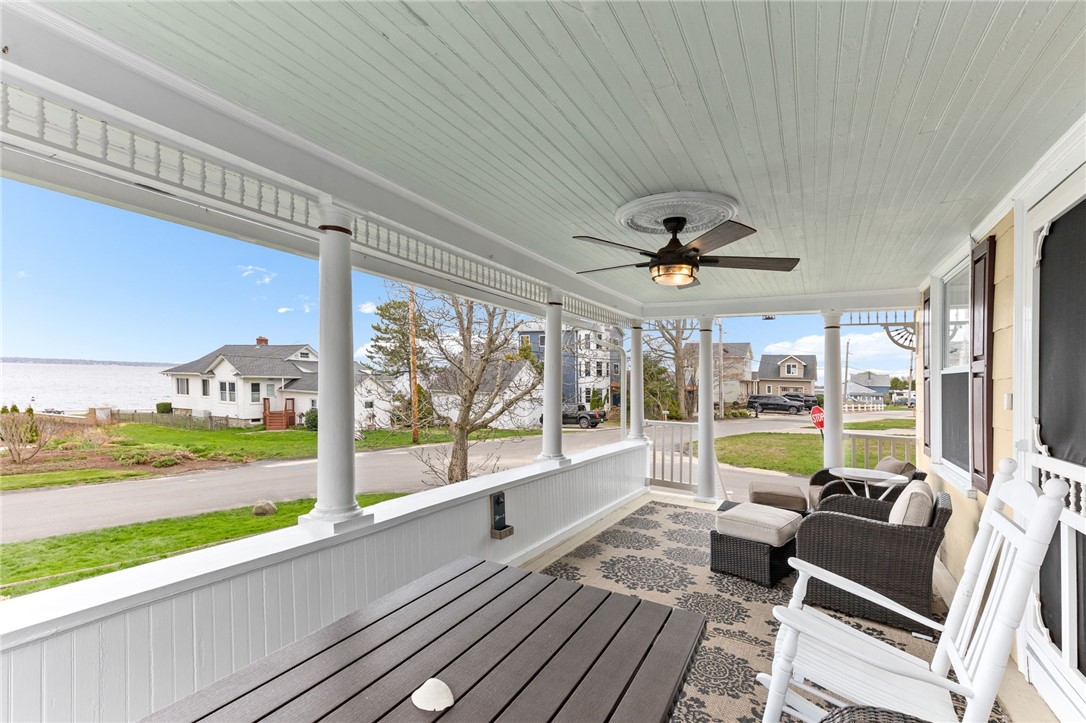 29 Burnett Road Warwick, RI 02889 - Photo 4 of 49 Gallery Image 4