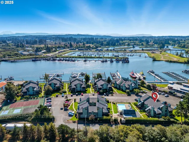 $245,000 | 344 Northeast Skipanon Drive, Unit 344, Warrenton, OR 97146