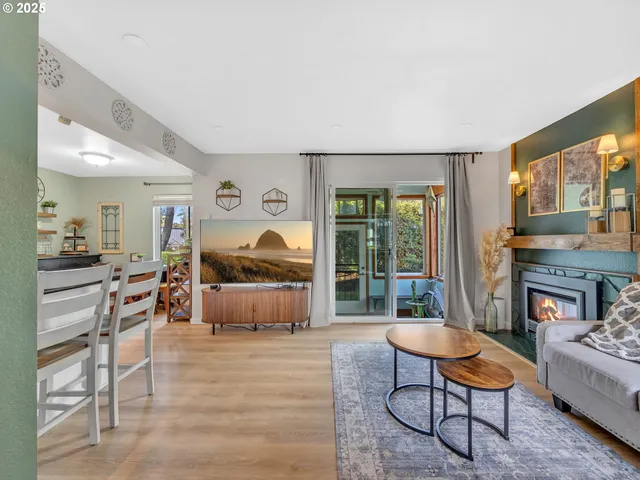 $245,000 | 344 Northeast Skipanon Drive, Unit 344, Warrenton, OR 97146