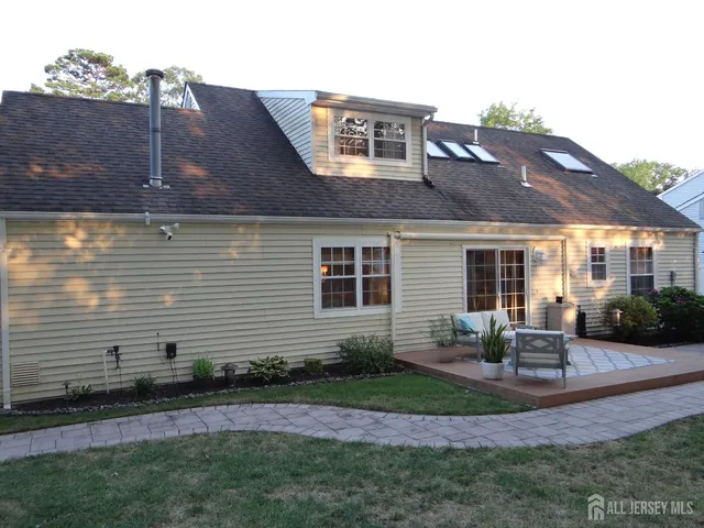 $3,700 | 514 Leawood Avenue, Toms River, NJ 08755