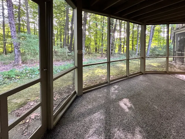 $325,000 | 4 Upper Main Street, Unit 3, Sharon, CT 06069