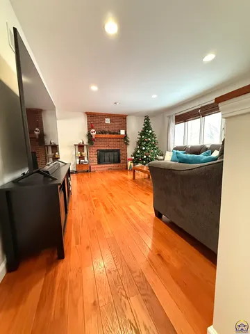 $315,000 | 4330 Southeast 26th Terrace, Topeka, KS 66605